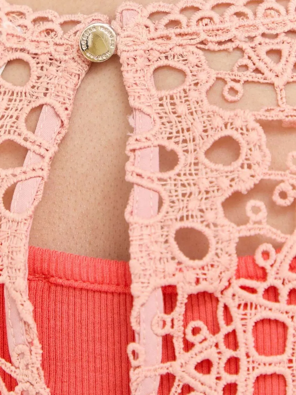 Morgan Opengewerkte top met kant Roze