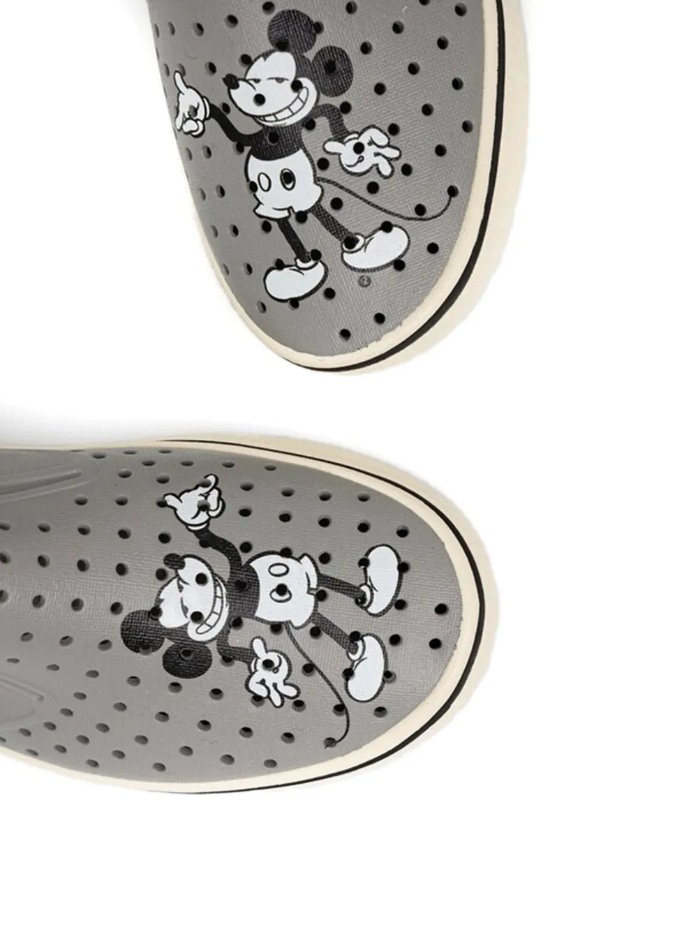 Native x Disney sneakers met geperforeerde details Grijs