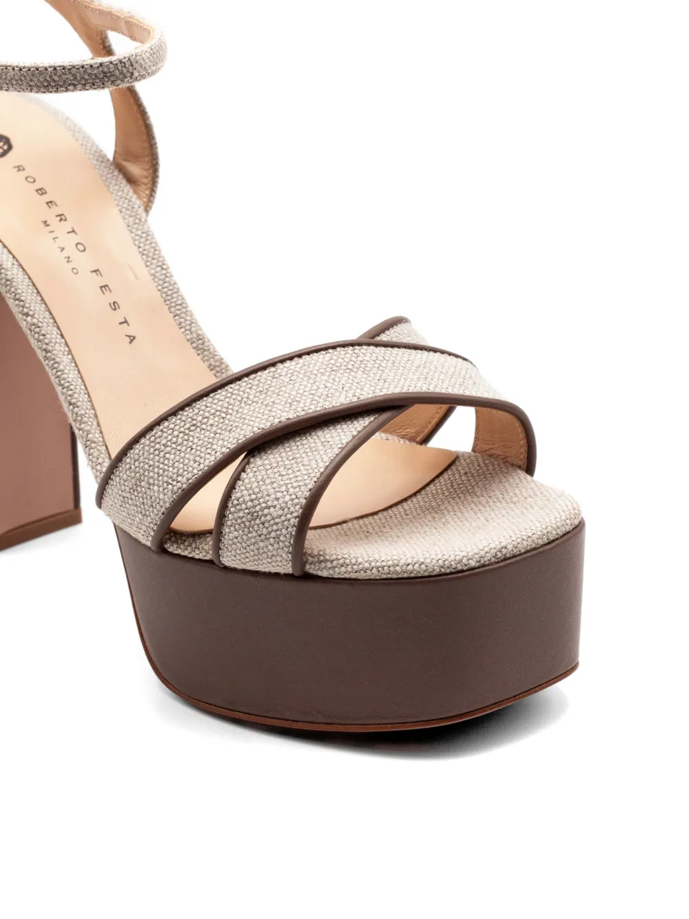 Roberto Festa Sandalen met plateauzool Beige