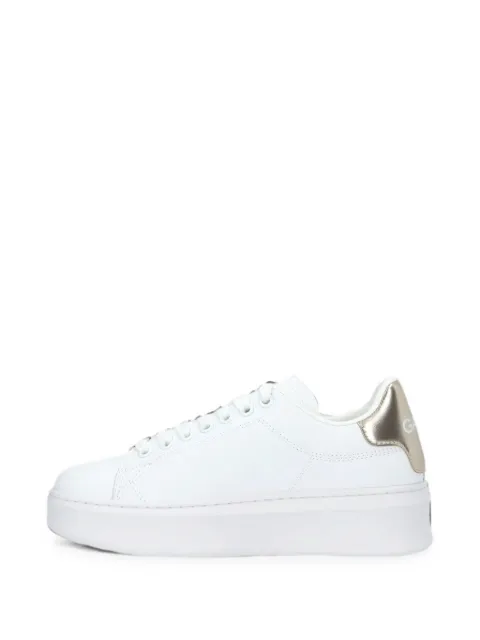 Gaëlle Paris zapatillas con placa del logo