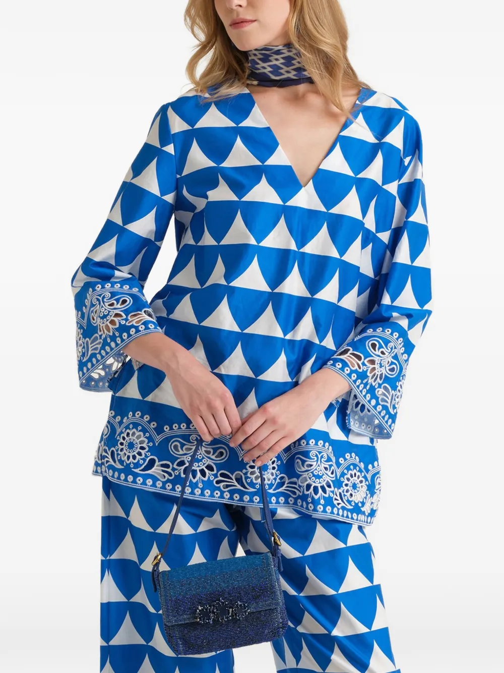 MALIPARMI shirt met V-hals Blauw