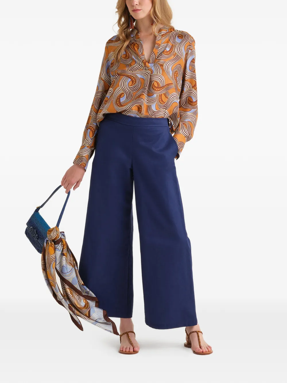 MALIPARMI Flared broek Blauw