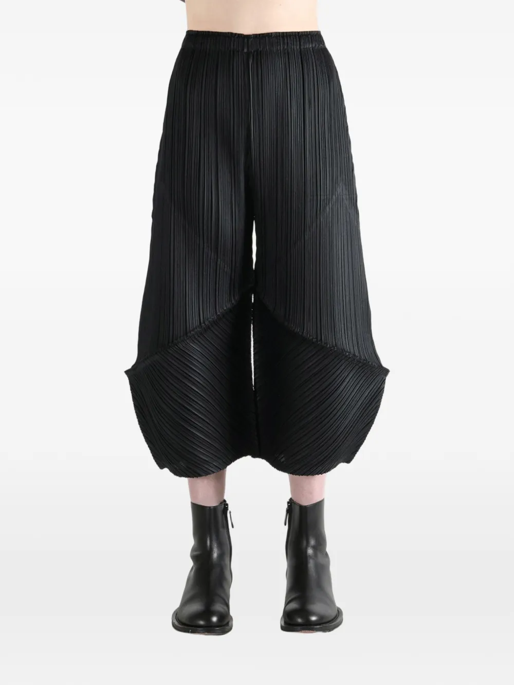Pleats Please Issey Miyake Pleated Trousers | Black | FARFETCH
