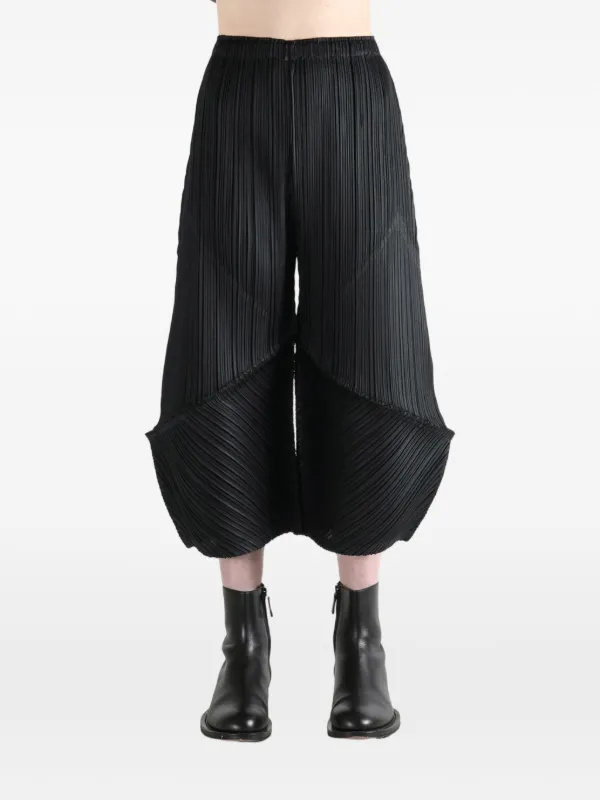 Pleats Please Issey Miyake Pleated Trousers | Black | FARFETCH