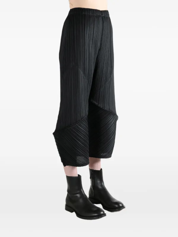 PLEATS PLEASE オーバーオール風パンツ　黒　サイズ2（M） Pleats Please Issey Miyake Pleated Trousers | Black | FARFETCH