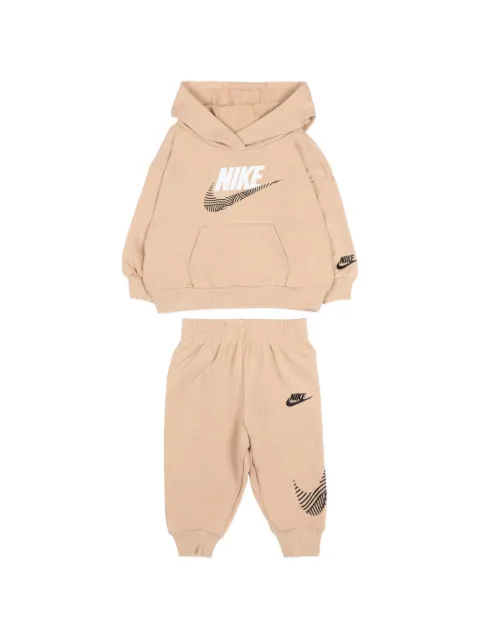 Nike Kids traje deportivo con logo