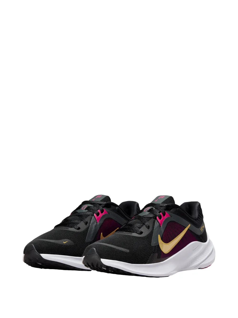 Nike Quest 5 WMNS metallic sneakers Zwart