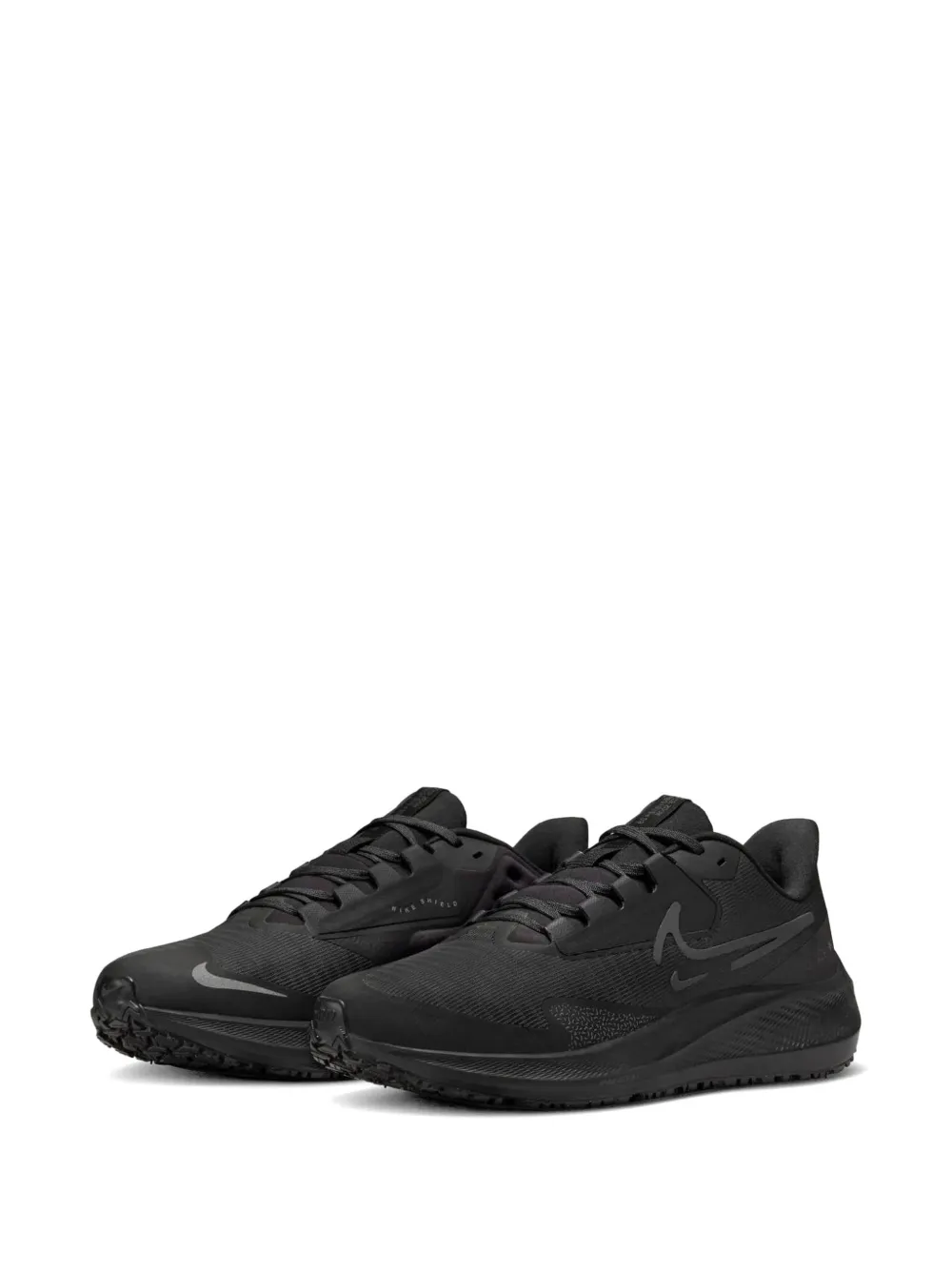 Nike shield zoom sneakers Zwart