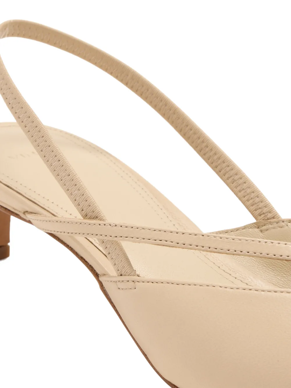 Vince Slingback pumps met gekruist detail Beige