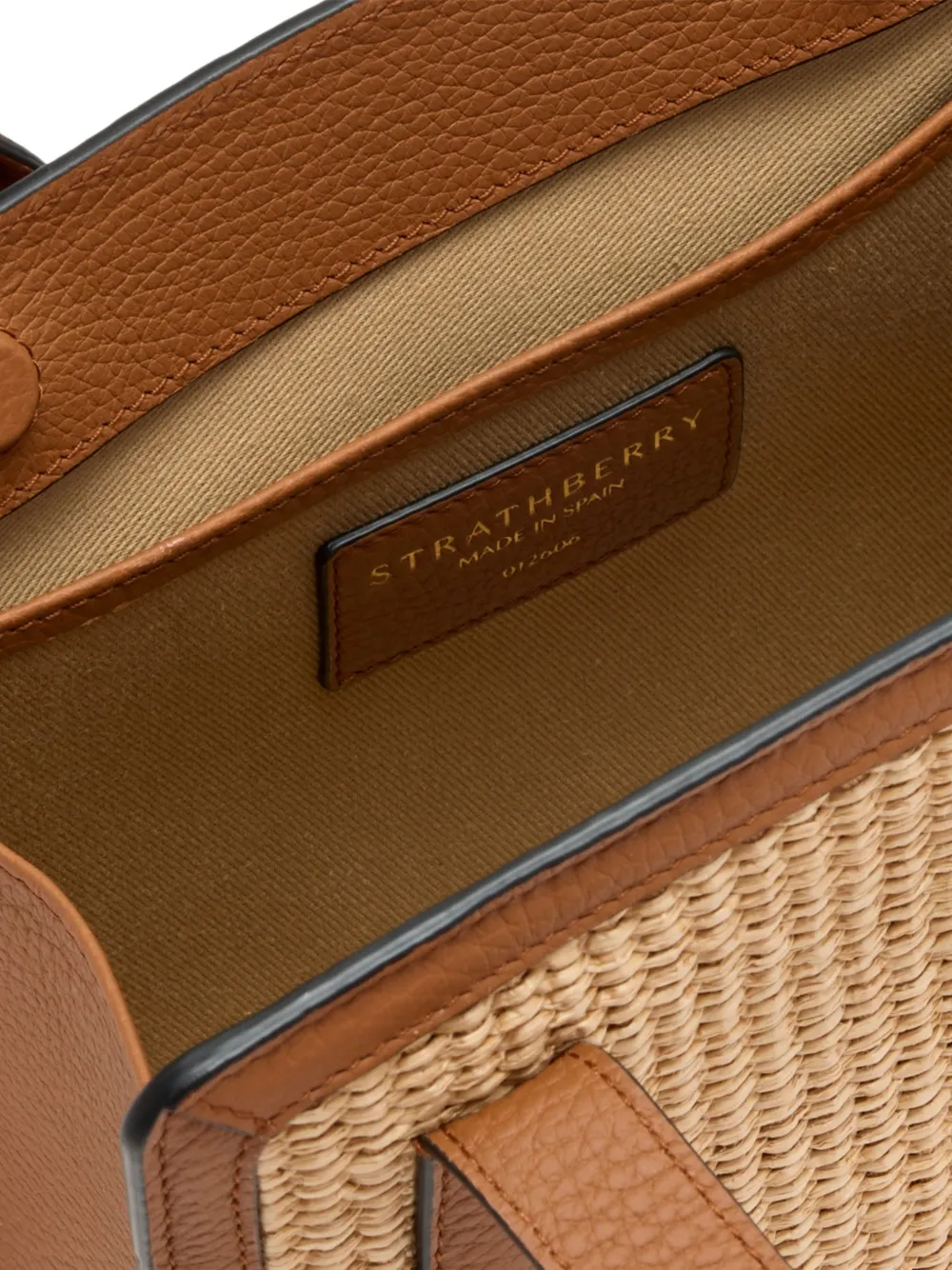 Strathberry Boekentas met geweven detail en handgreep Beige