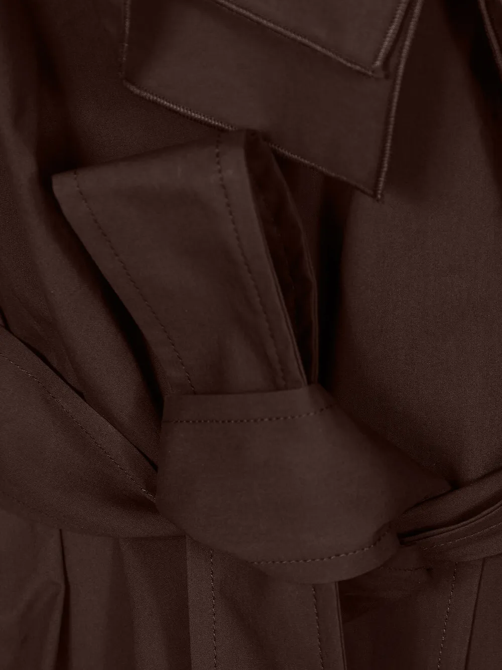 P.A.R.O.S.H. Blouse met ruches en ceintuur Bruin