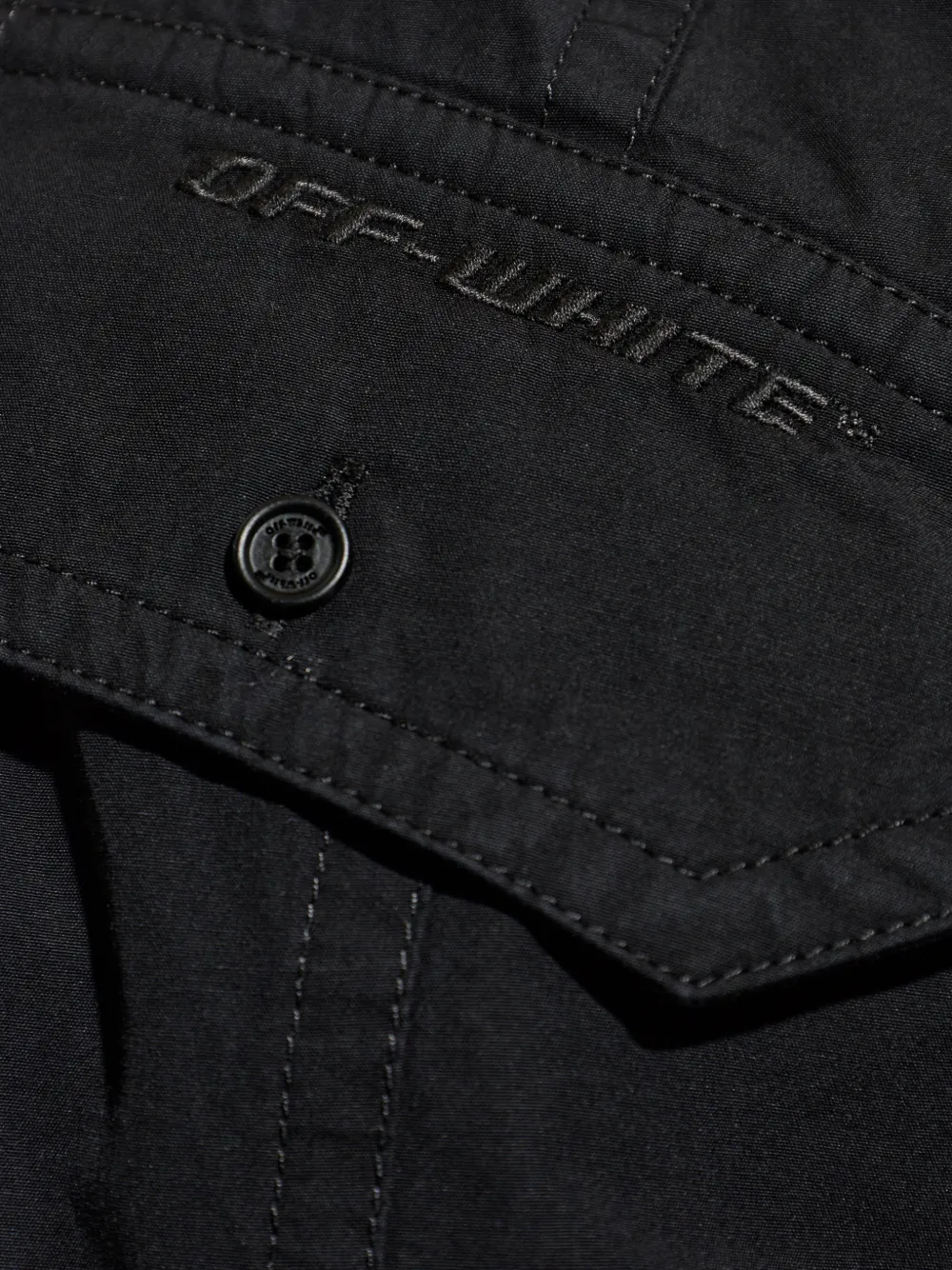 Off-White Overhemd met capuchon en borstzak Zwart