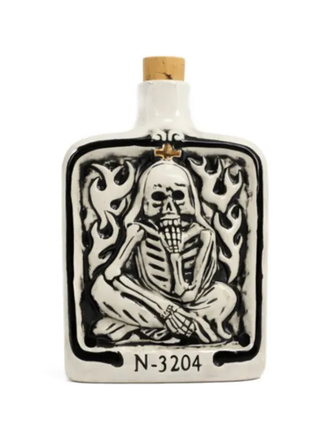 Neighborhood skull-motif incense chamber