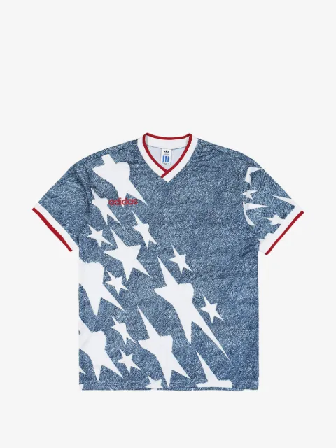 adidas V-Ausschnitt-T-Shirt mit Stern-Print