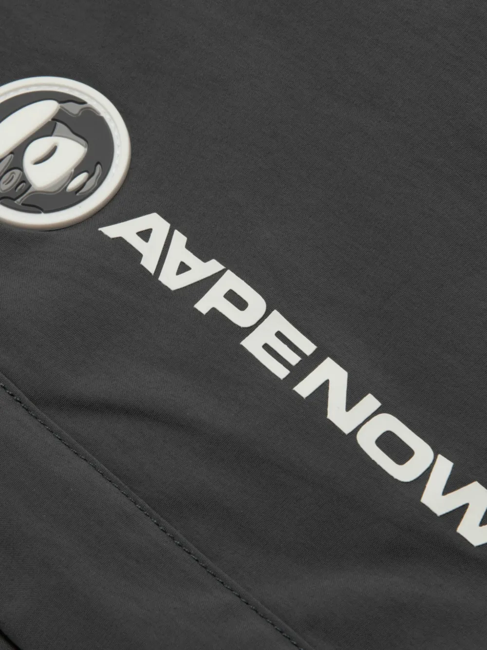AAPE BY *A BATHING APE Shorts met logo Grijs