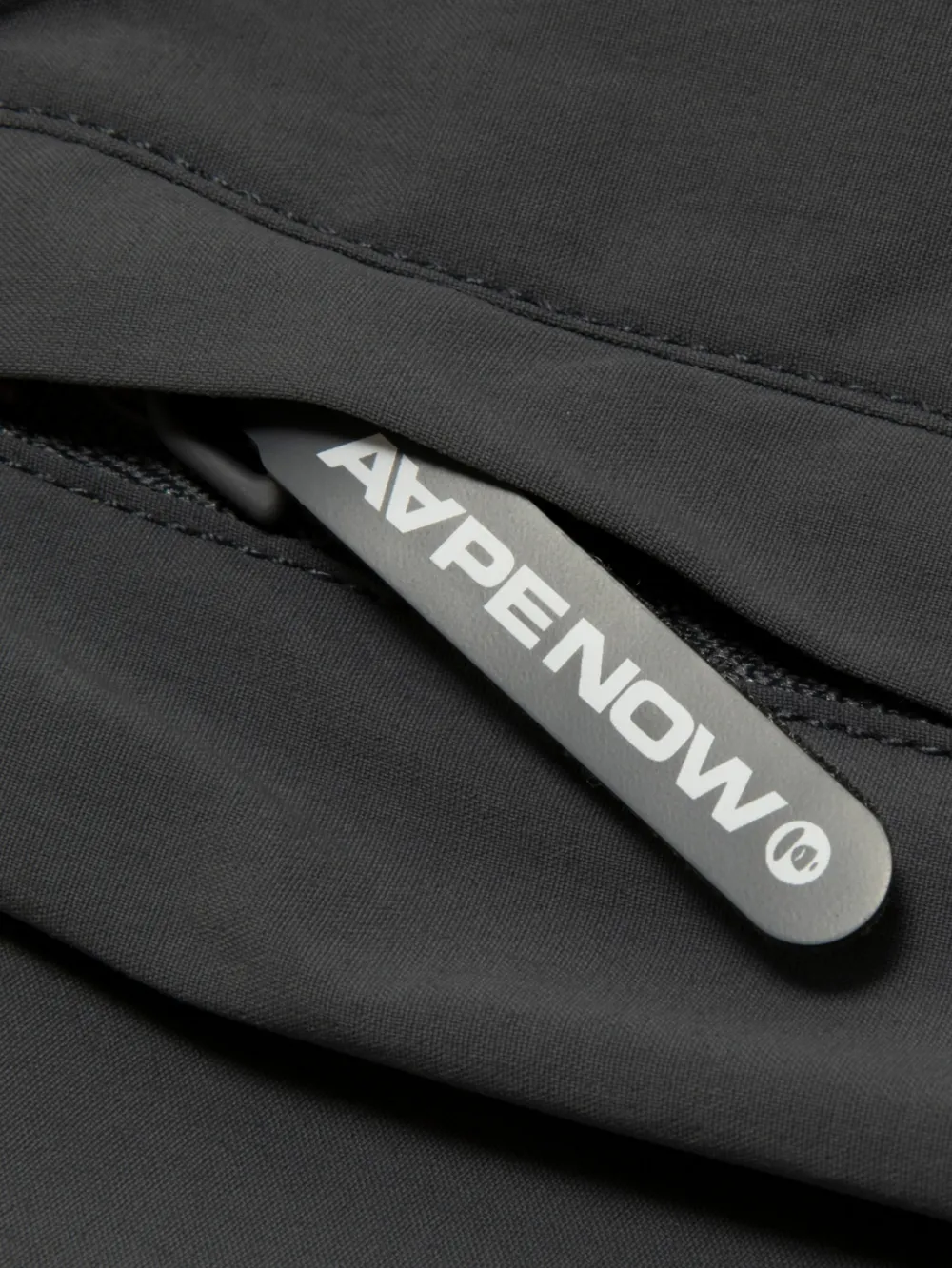 AAPE BY *A BATHING APE Shorts met logo Grijs