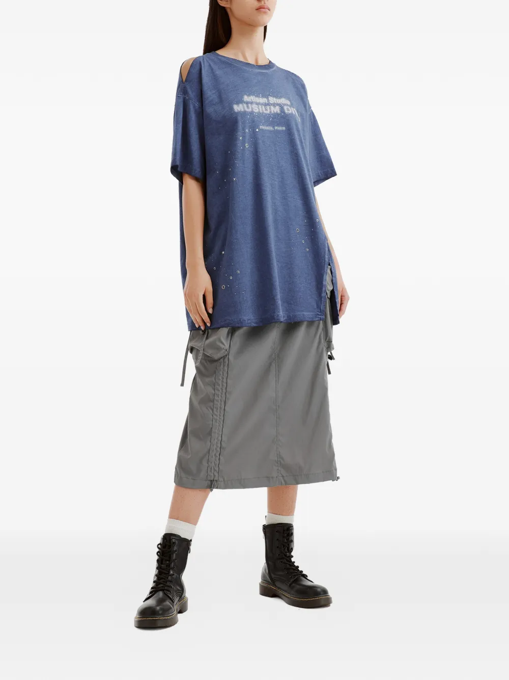  Musium Div. Cutout Side-slit T-shirt - Blue 