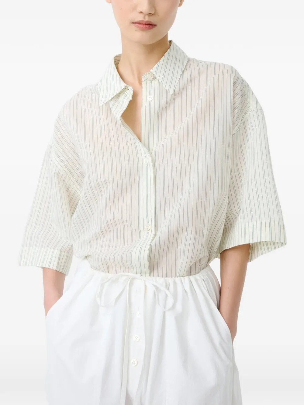 Studio Nicholson Merle gestreept blouse met puntkraag Beige