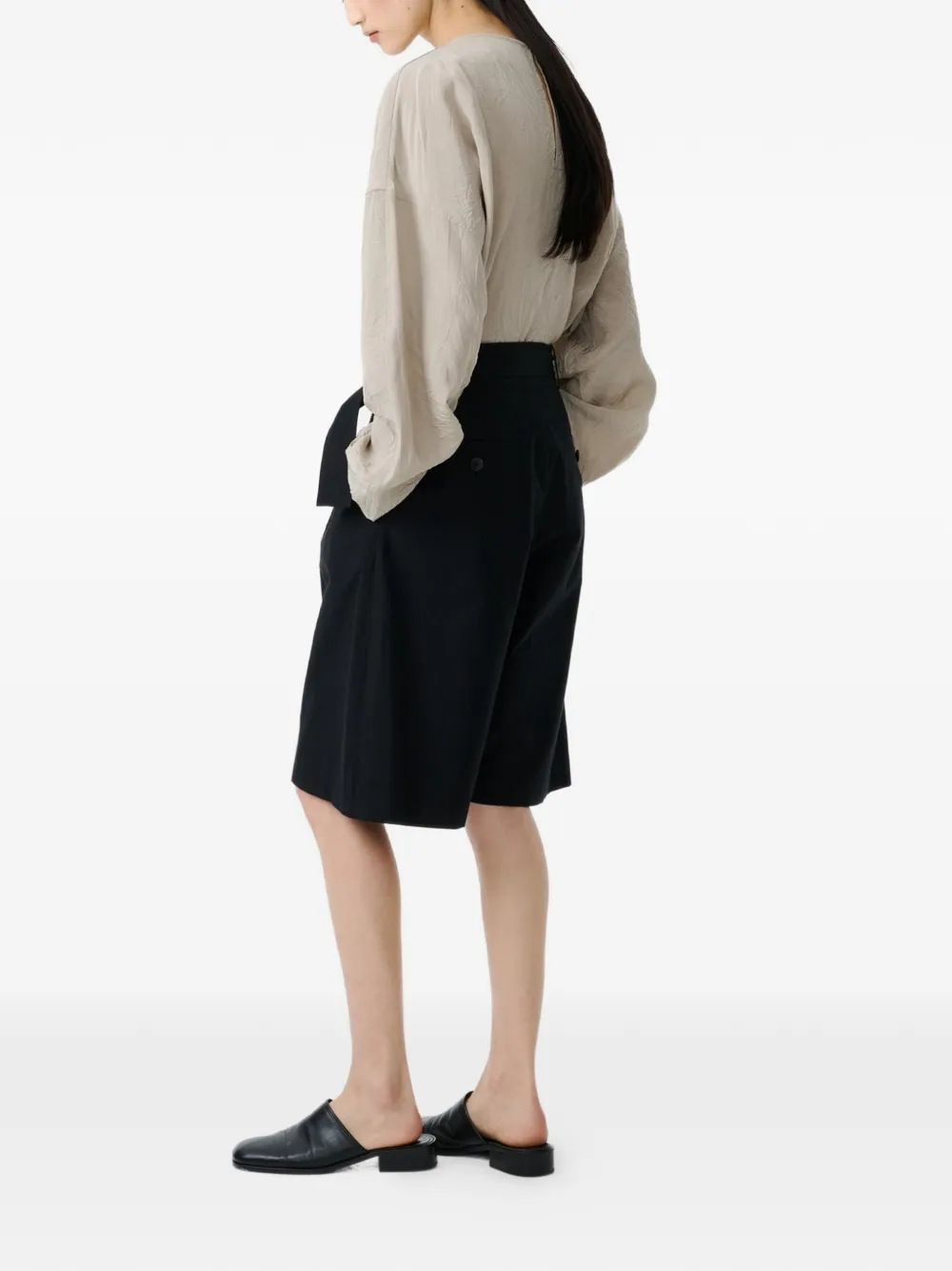 Studio Nicholson Creon geplooide shorts met riem Zwart