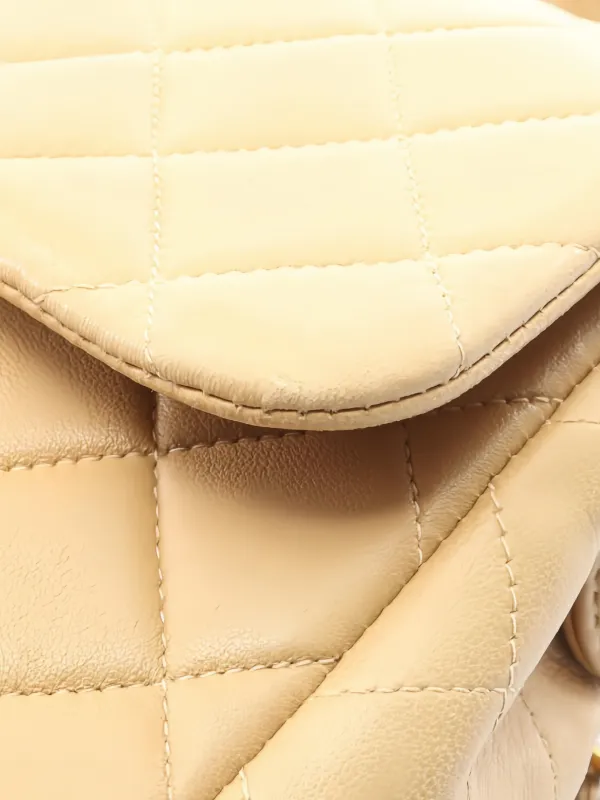 CHANEL Pre-Owned 1994-1996 Matelassé Lambskin Backpack | Neutrals