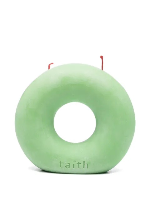Taith Ho round-shape candle