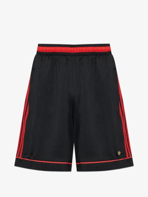 adidas shorts 98 con ribete de rayas