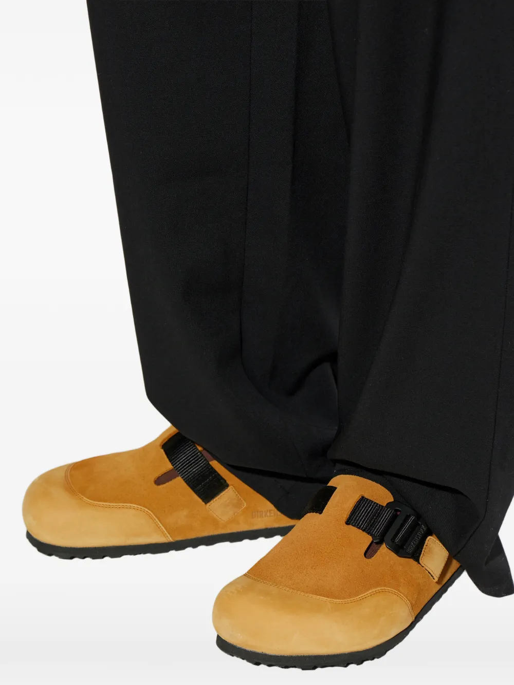 Birkenstock Boston Nova suede clogs Beige