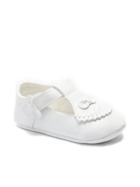 Tulleen Clarisse bow crib shoes