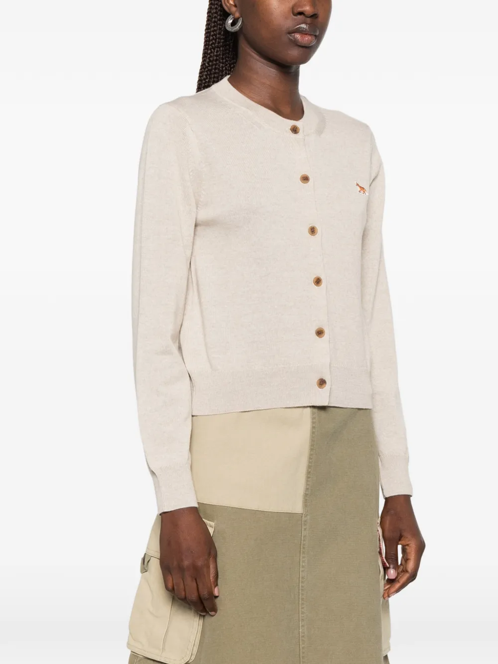 Maison Kitsuné Vest met vossenpatch en knopen Beige