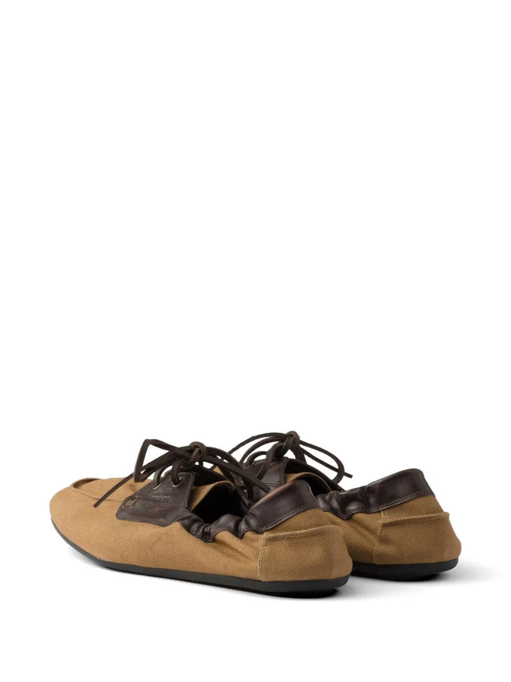 Prada Shuffle verouderde canvas en leren bootschoenen Beige