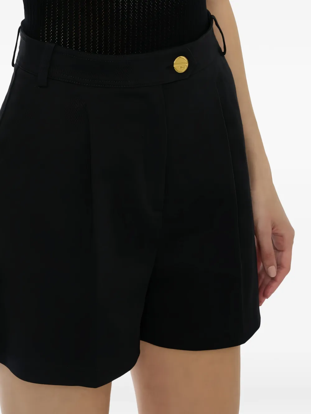 ELISABETTA FRANCHI ショートパンツ ブラック ゴールド金具 ELISABETTA FRANCHI ショートパンツ ブラック ゴールド金具 ELISABETTA
