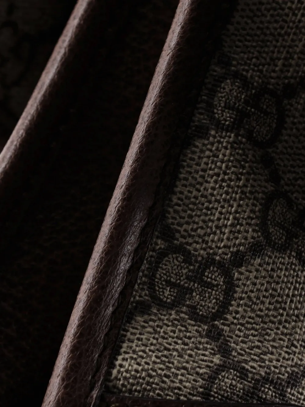 Gucci Pre-owned Neo Vintage Flap Messenger GG Coated Canvas Small Crossbody Bag in Brown, view 5