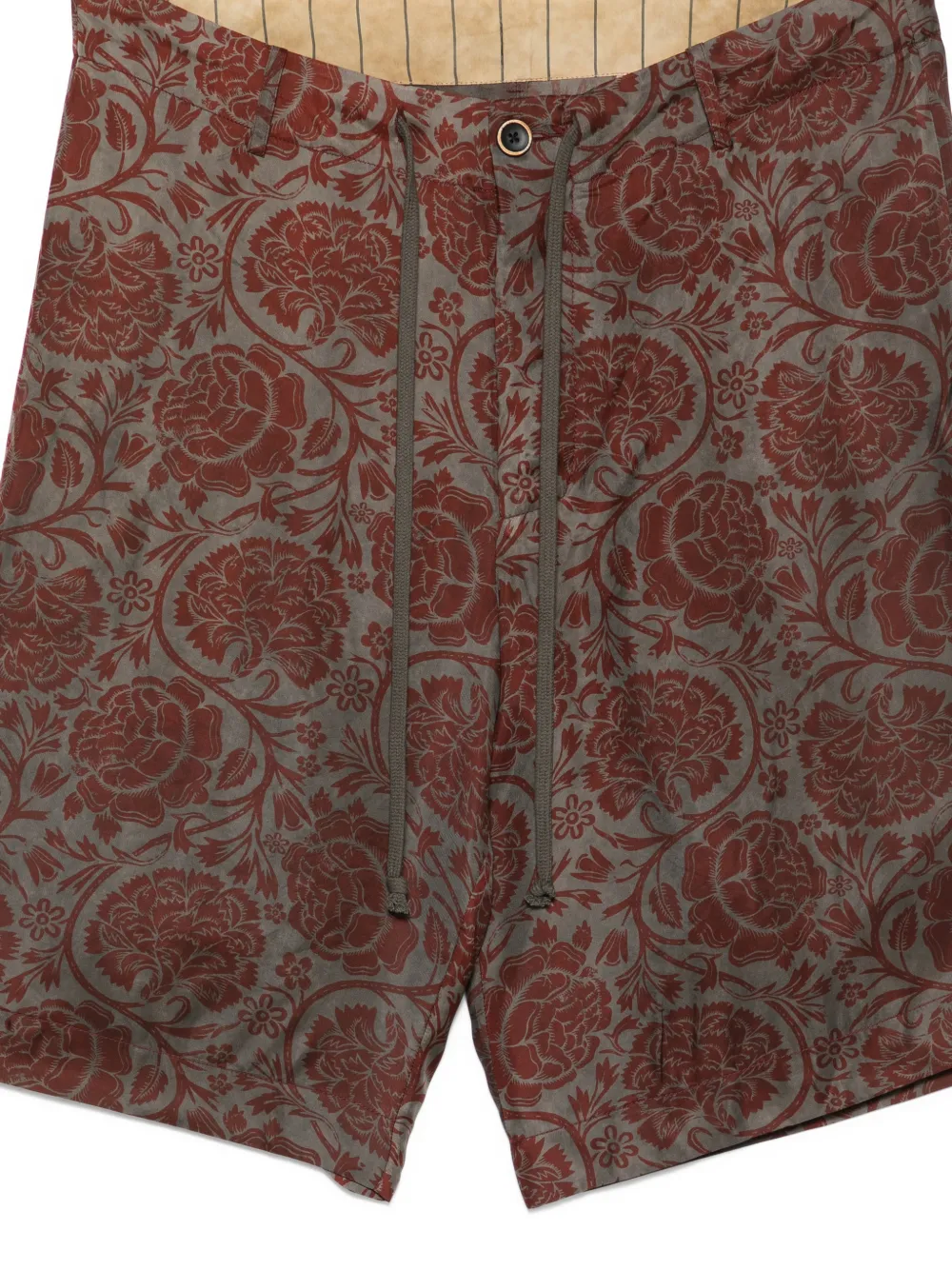 Uma Wang Shorts met bloemenprint Rood