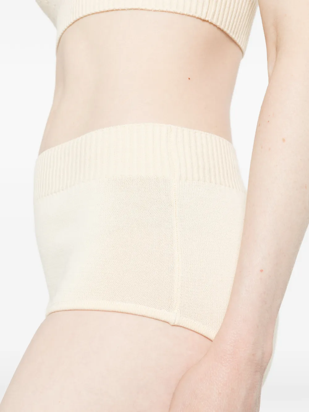 Plan C Shorts met geribbelde taille Beige