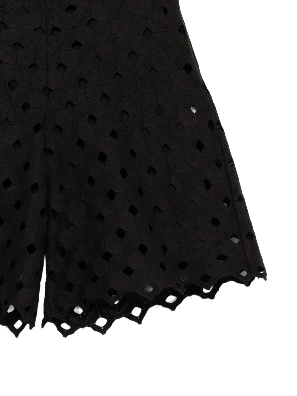 Max Mara Shorts met ringlets Zwart