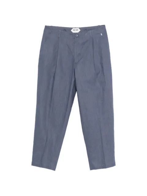 New York Resident Andrew pleated cotton trousers