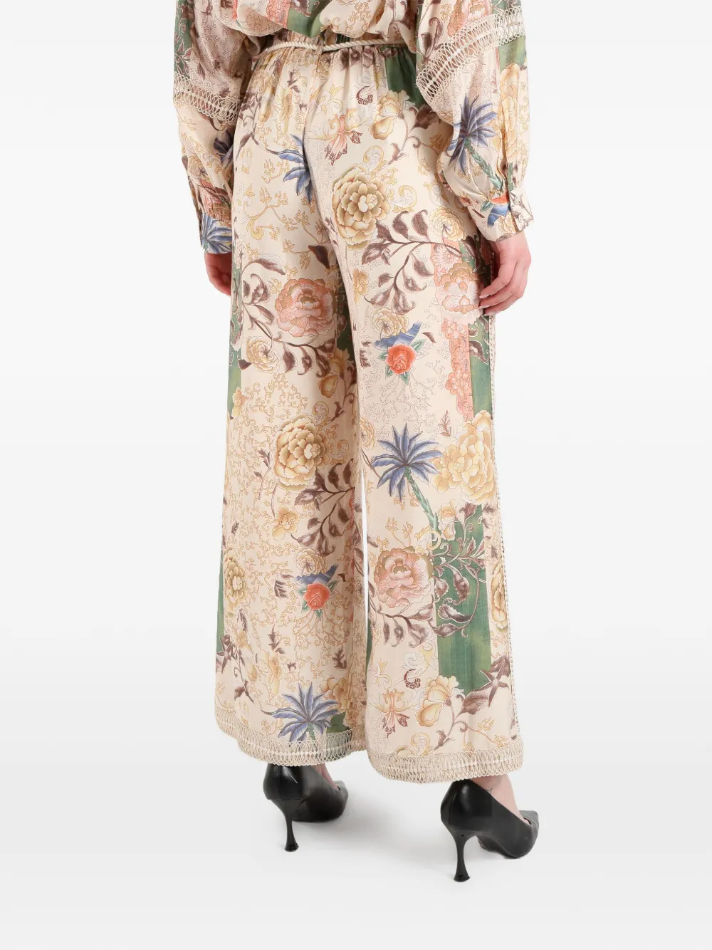  Amosa Floral Print Trousers - Neutrals 