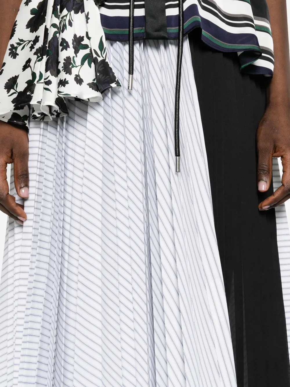 sacai Gestreepte midi-rok Wit