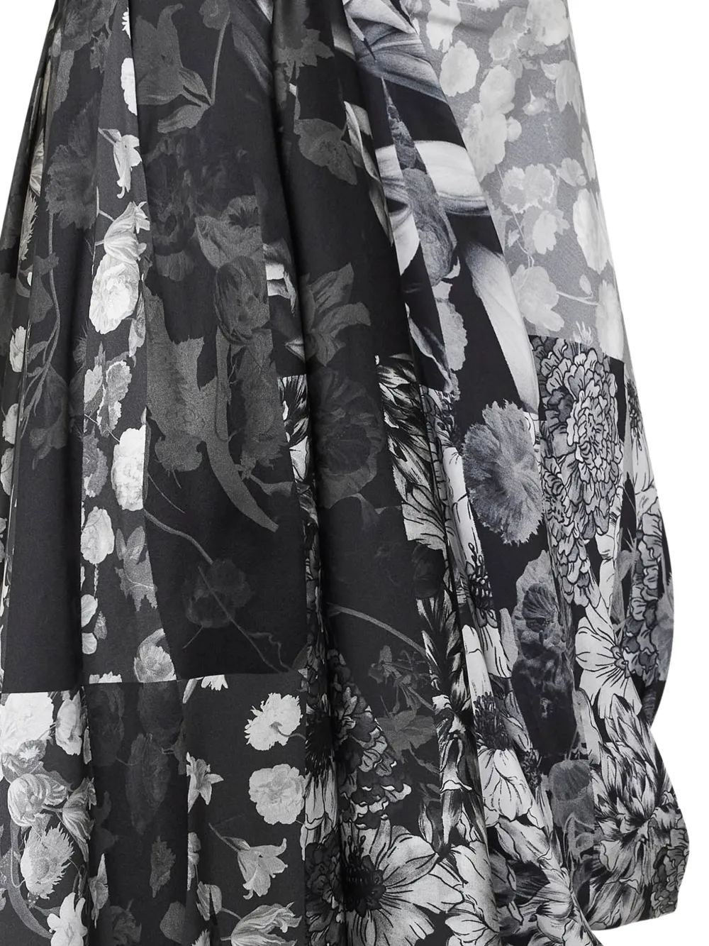 Maison Margiela Gedrapeerde asymmetrische rok met bloemenprint Zwart