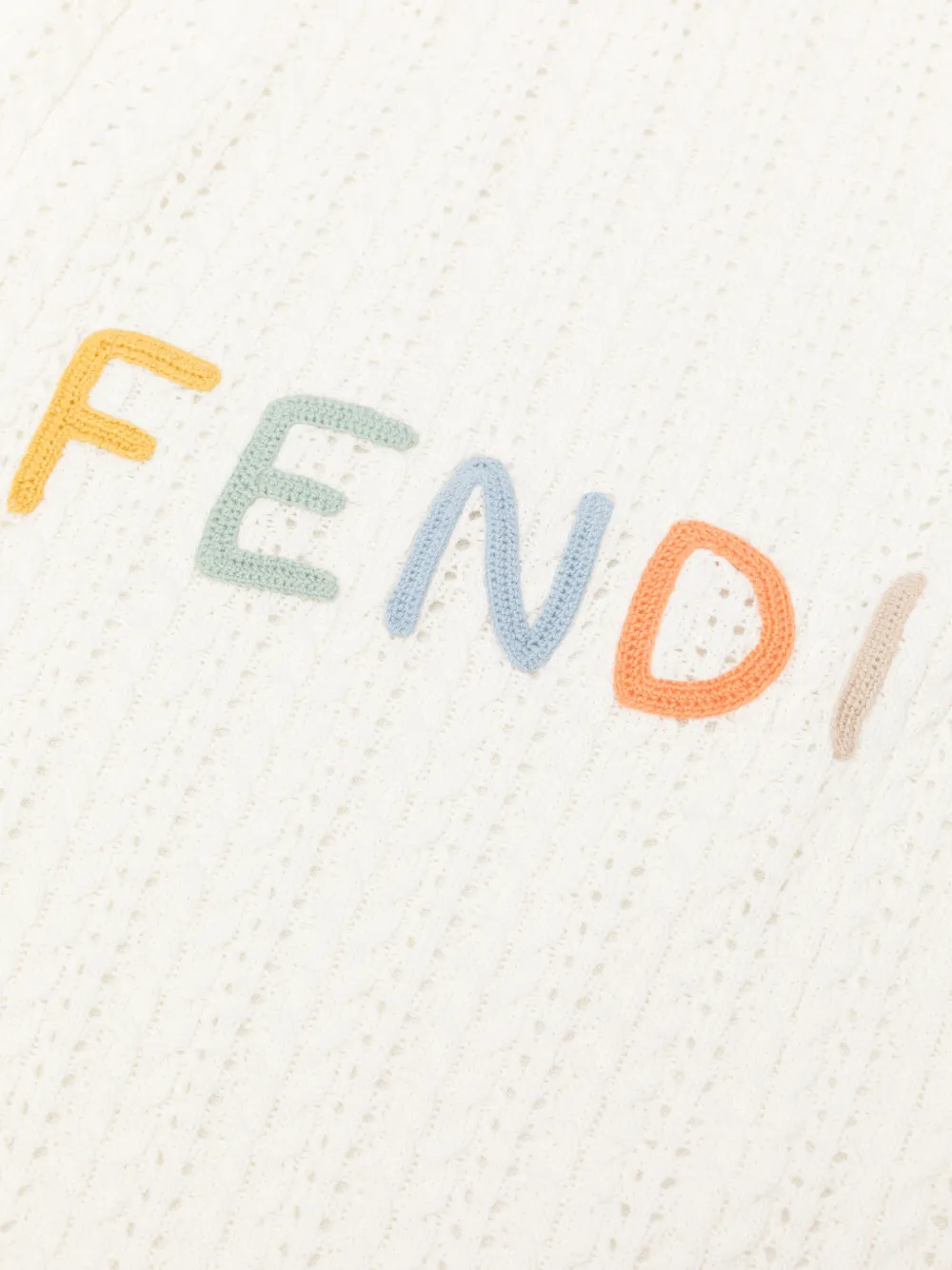 Fendi Kids Kabelgebreide deken met borduurwerk Beige