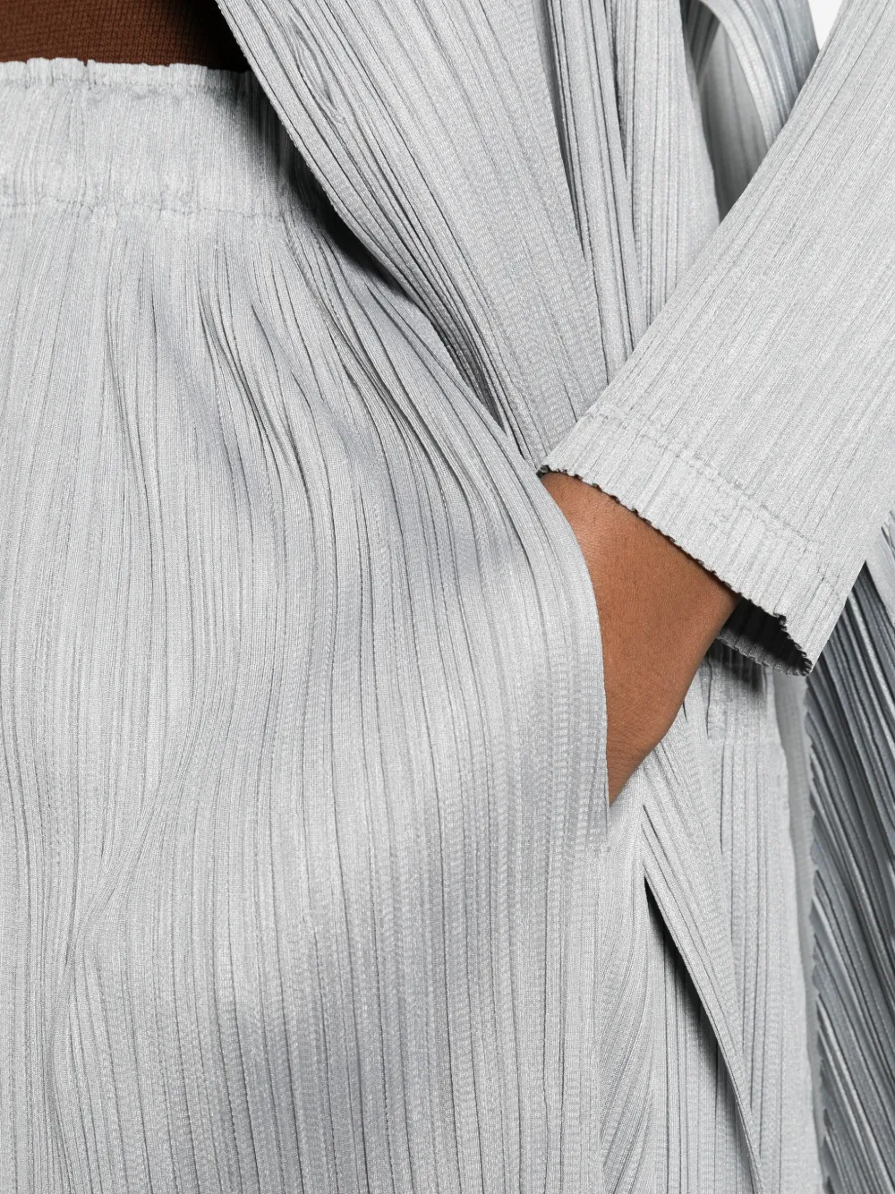 Pleats Please Issey Miyake Monthly Colors: February plooibroek Grijs