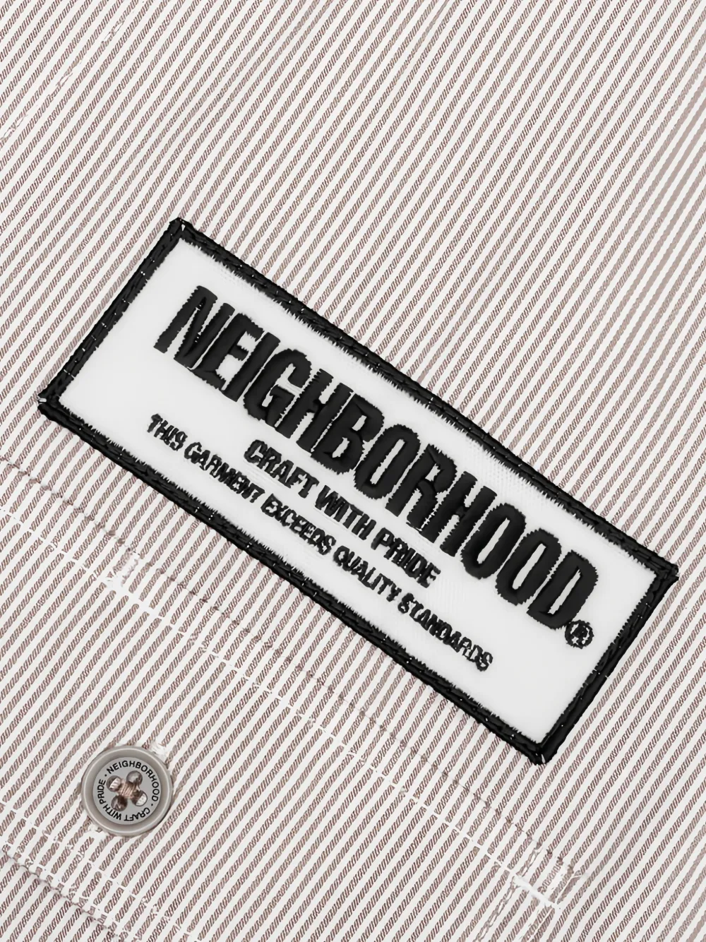 Neighborhood Poloshirt met gestreepte zak Beige