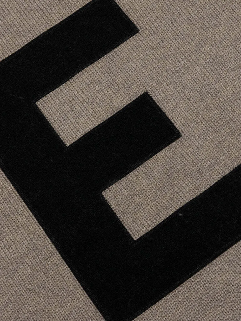 FEAR OF GOD ESSENTIALS KIDS Trui met gerafelde afwerking Bruin