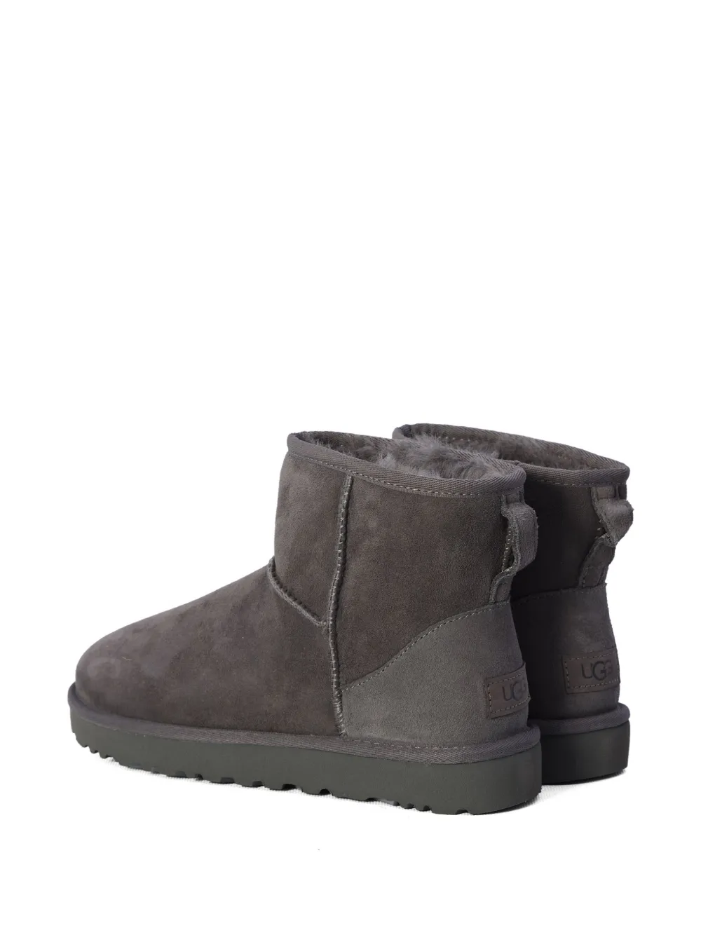 UGG Classic Mini II enkellaarzen met logopatch Grijs