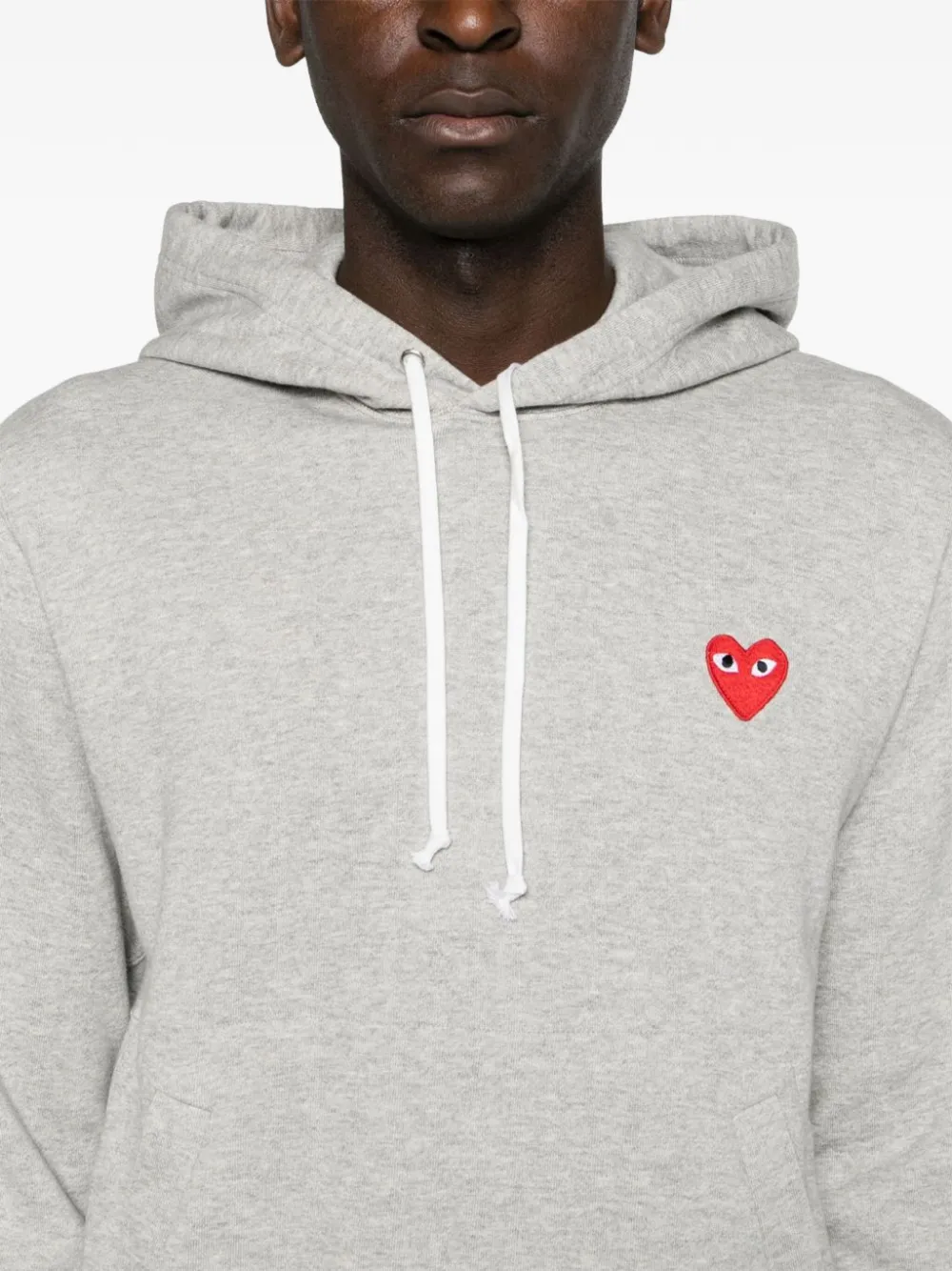 Comme Des Garçons Play Hoodie met applicatie Grijs