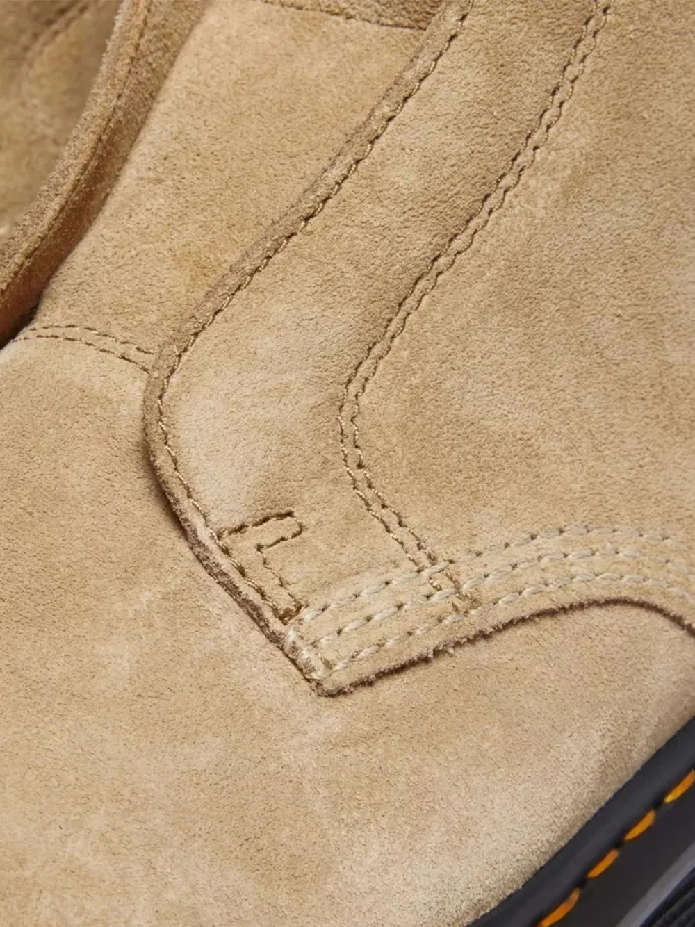 Dr Martens Zebzag leren laarzen Beige