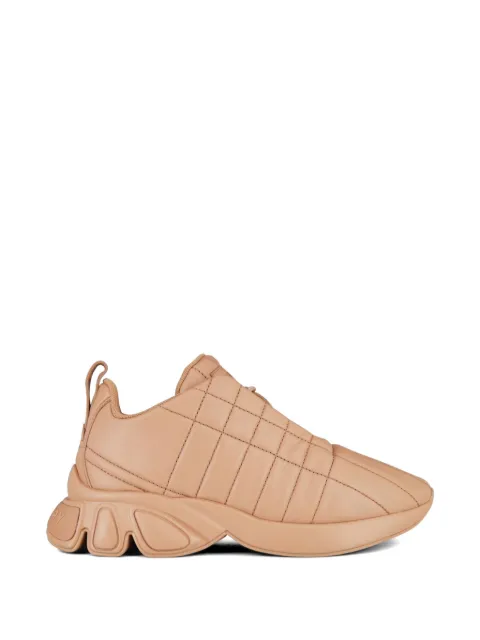 Burberry baskets TRN lacées à design matelassé