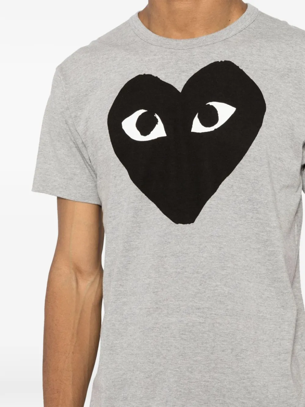 Comme Des Garçons Play T-shirt met hartprint Grijs