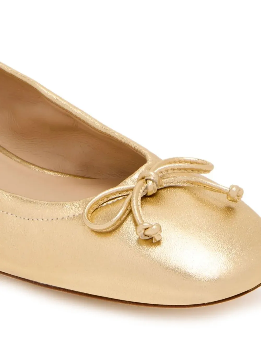 Stuart Weitzman Bria ballerina's met strik Goud