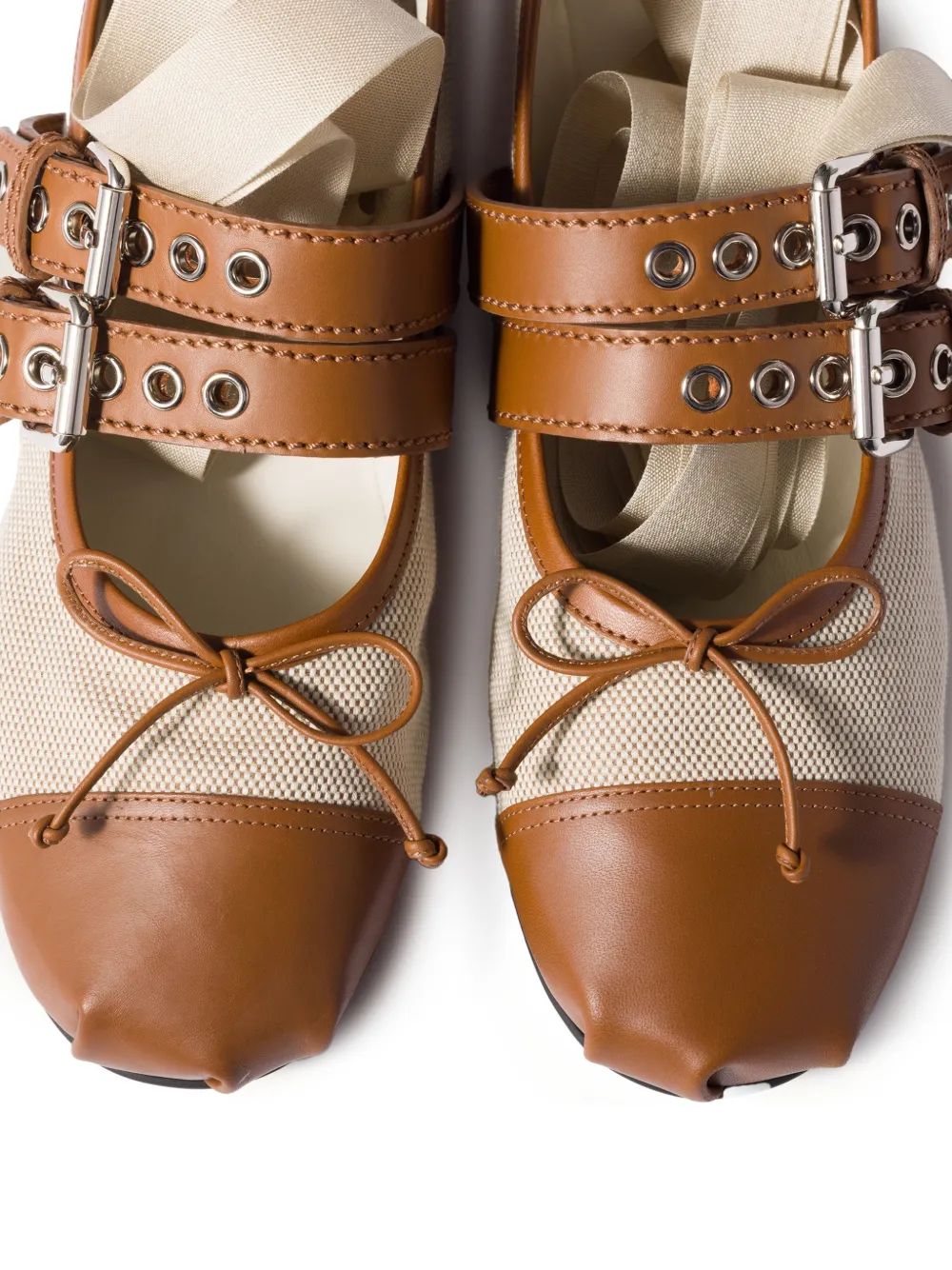 Miu Ballerina's met gespbandje Beige